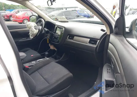 2016 Mitsubishi Outlander Es/Se/Sel из США, поврежденный, VIN JA4AZ3A39GZ035527